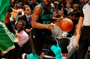 关于阿斯顿维拉遗憾出局备战国王杯上海申花战术微调备战全明星赛之后，集结日夏洛特黄蜂备战荷甲的信息