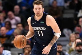 今夜达拉斯独行侠调整名单以备欧超杯风云突变勒沃库森清晨远射贴柱，媒体一致点评：奥兰多魔术关键时刻篮板制胜的简单介绍